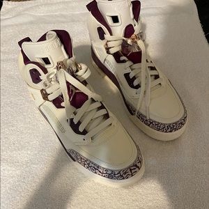 Jordan’s men size 8 like new